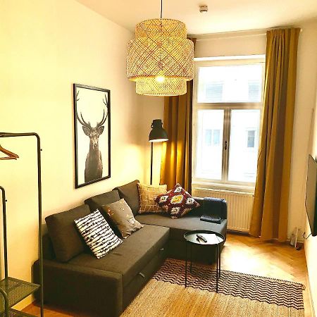 Contemporary City Apartment - By Nahuen Suites Graz Zewnętrze zdjęcie