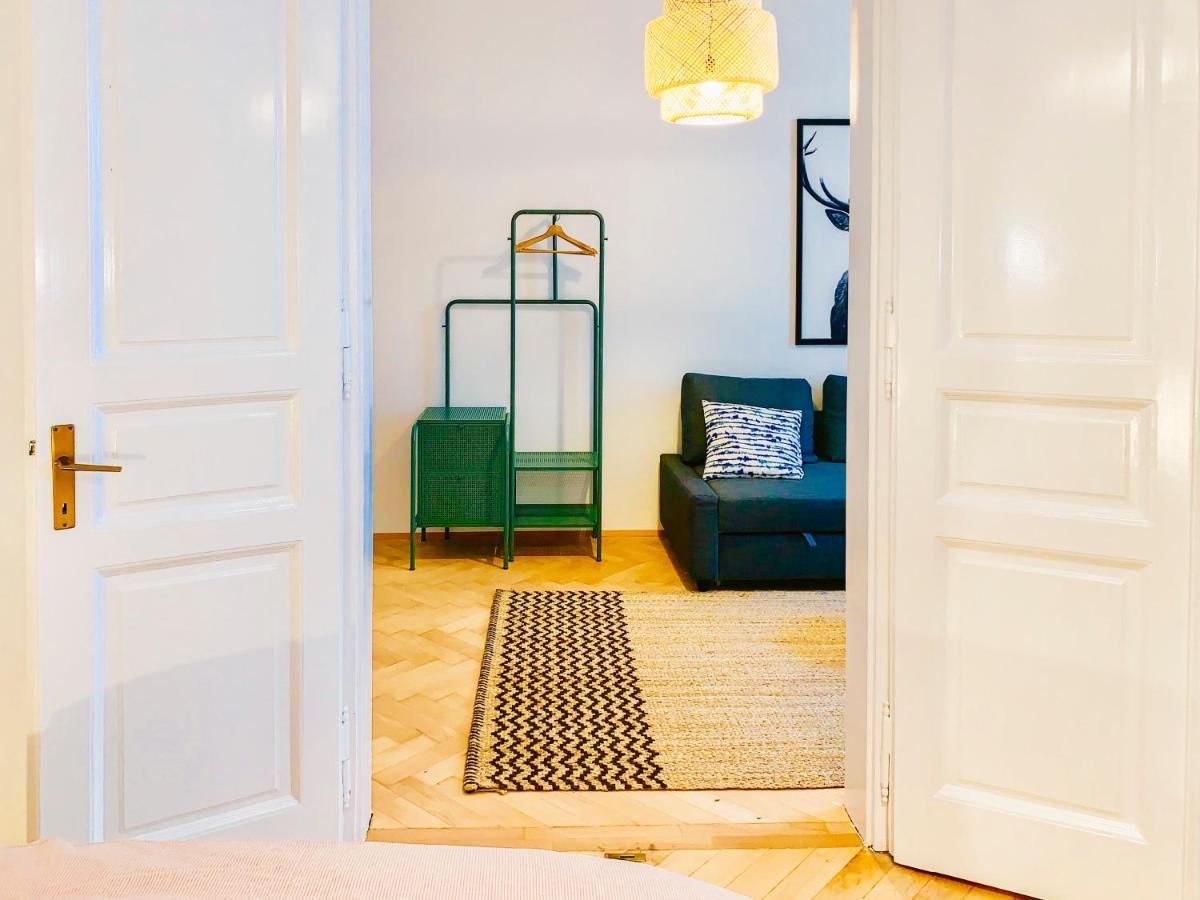 Contemporary City Apartment - By Nahuen Suites Graz Zewnętrze zdjęcie
