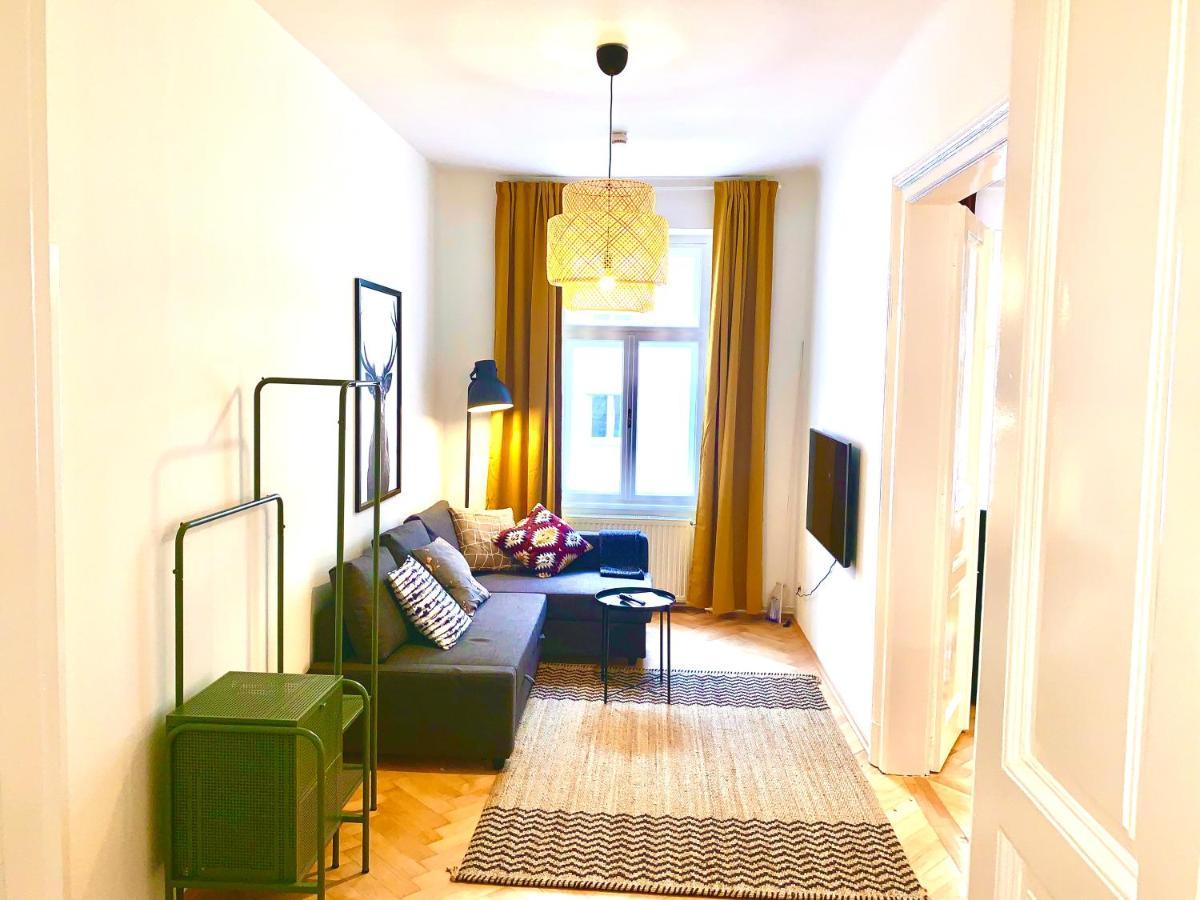 Contemporary City Apartment - By Nahuen Suites Graz Zewnętrze zdjęcie